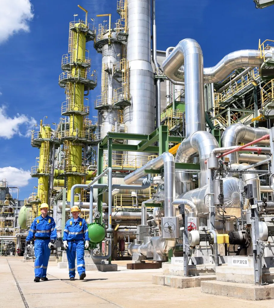 Abstract background illustrating how Power BI enhances oil field services by improving utilization, working capital, and real-time operational insights