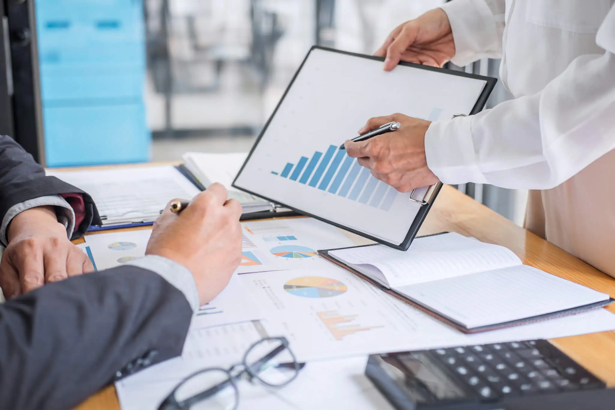 Tableau to Power BI migration with AI-driven data analytics, interactive reporting, and modernized business intelligence visualization